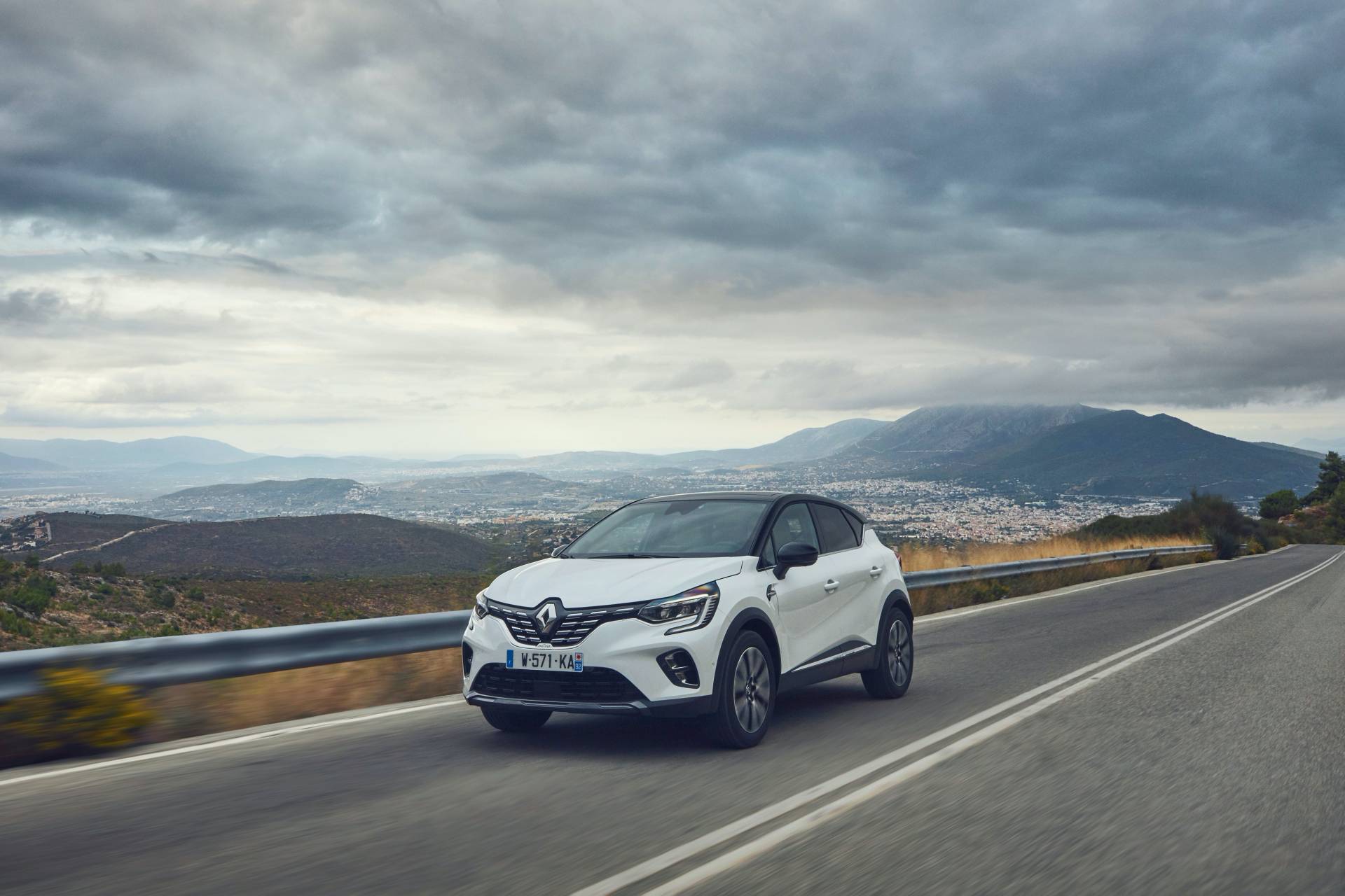 2020 Renault Captur Vies For European Supremacy, Stars In Huge Gallery