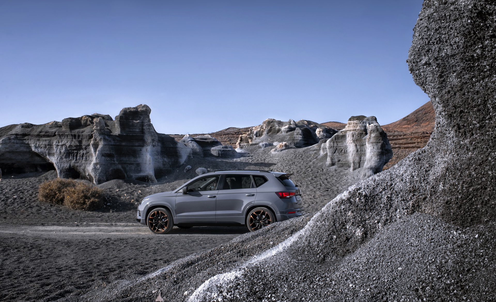 Cupra Ateca Gains New Limited Edition With Carbon Fiber Bits, New Wheels And More