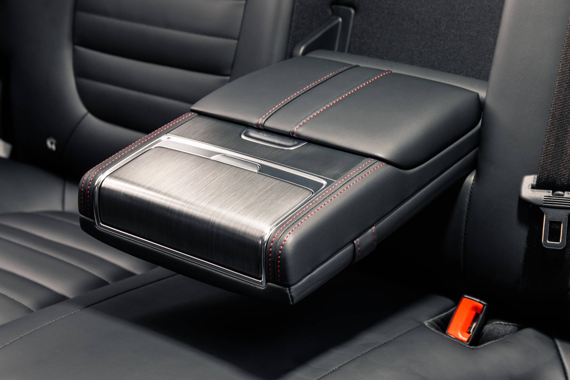 2020 MG HS Compact SUV Reaches UK Shores After Long Voyage From China