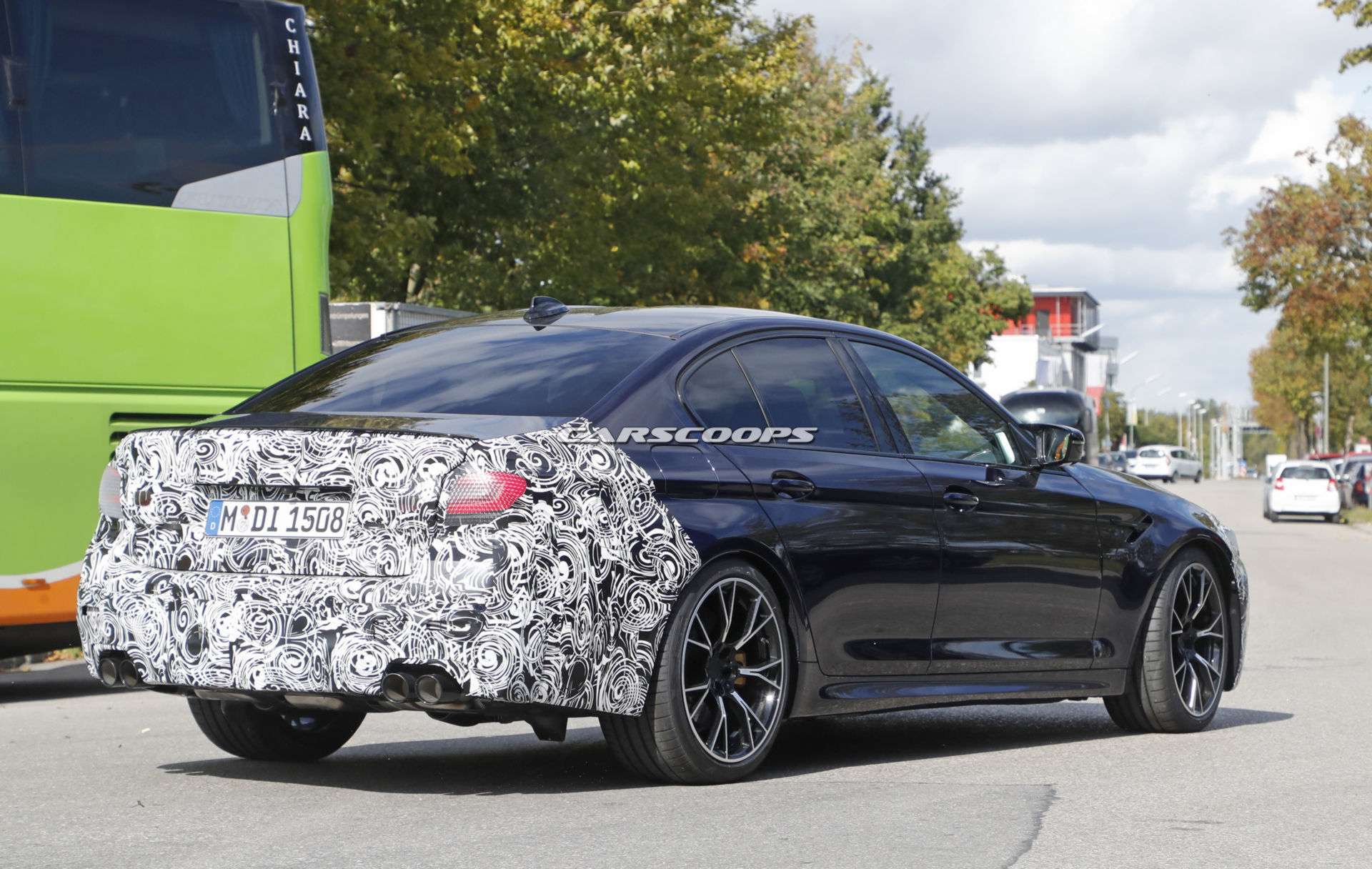 2021 BMW M5 Facelift Spied Right Next To Current Model: Can You Tell The Differences?