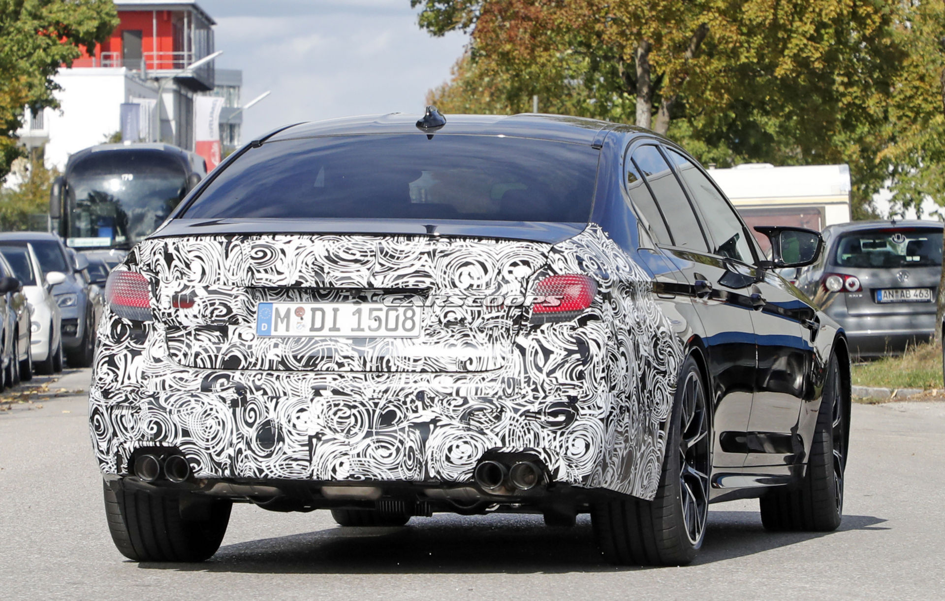 2021 BMW M5 Facelift Spied Right Next To Current Model: Can You Tell The Differences?
