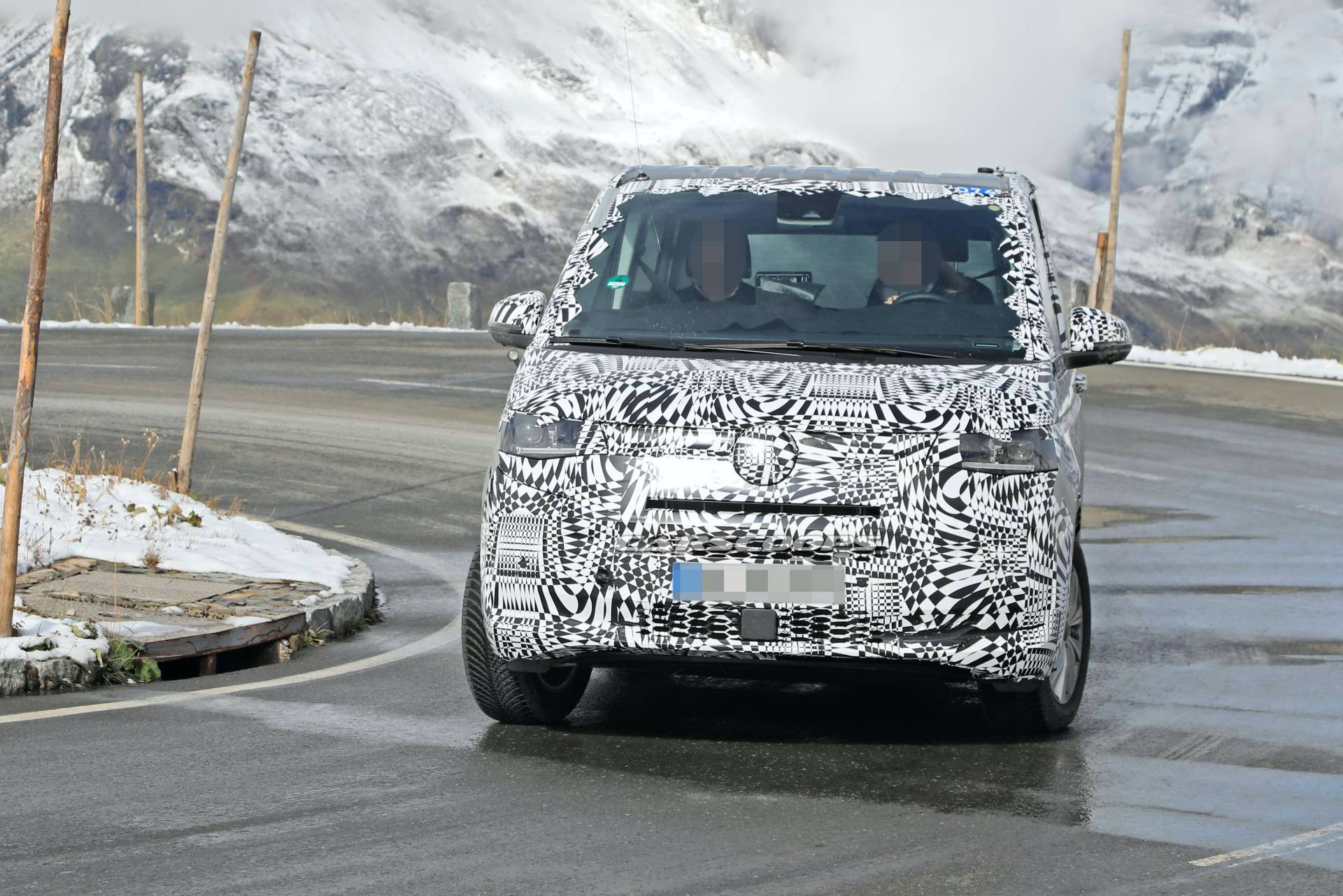 2020 VW T7 Multivan Spied, Will Reportedly Be Based On MQB Platform