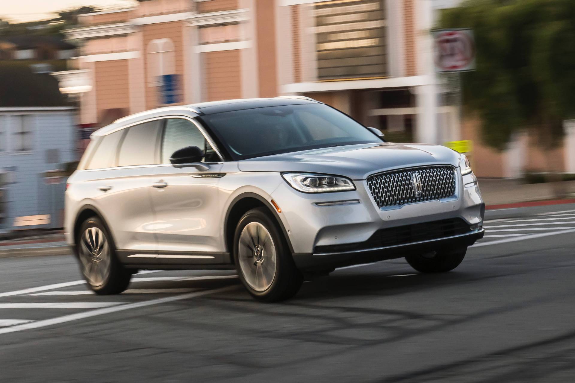 Lincoln Shows Us More Of The 2020 Corsair In 99 New Photos