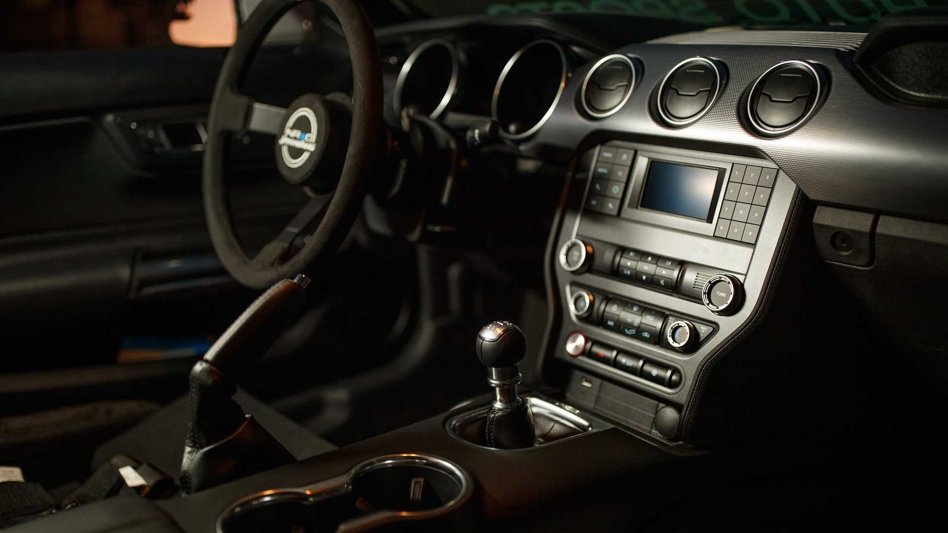 This Retro-Inspired Ford Mustang Has 700 HP And Is Heading To SEMA