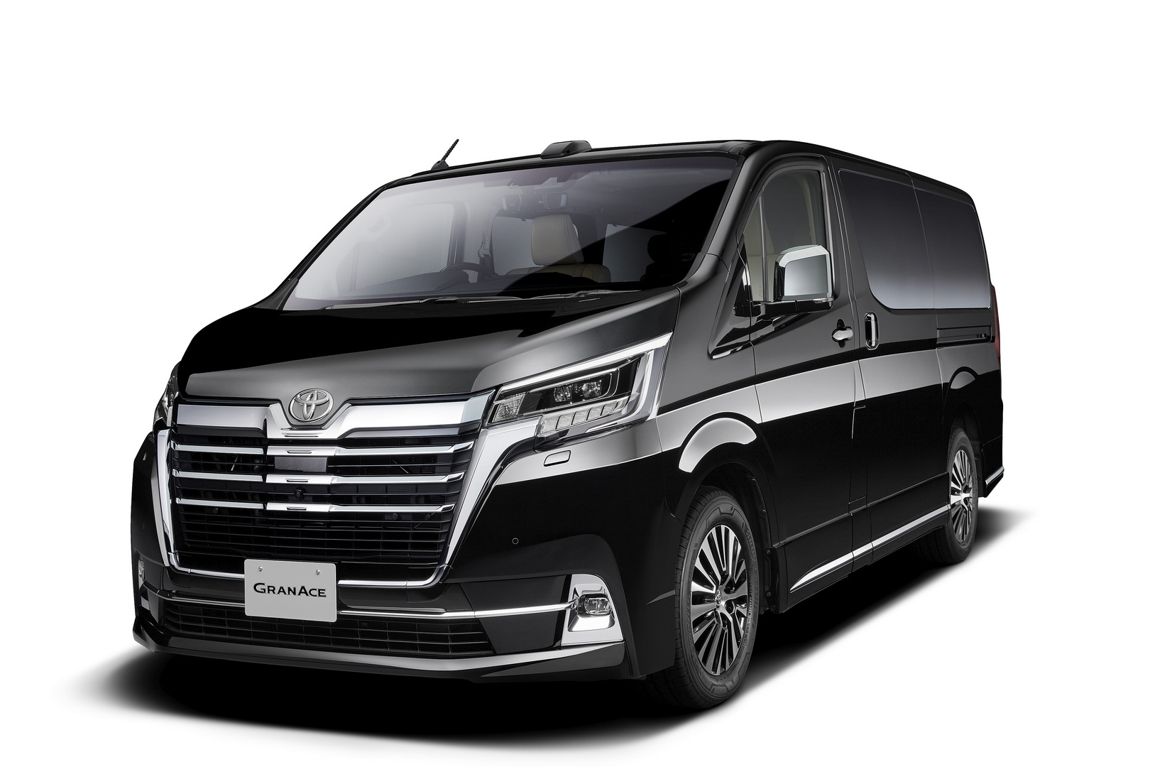 2020 Toyota GranAce Luxury MPV Revealed Ahead Of Tokyo Motor Show
