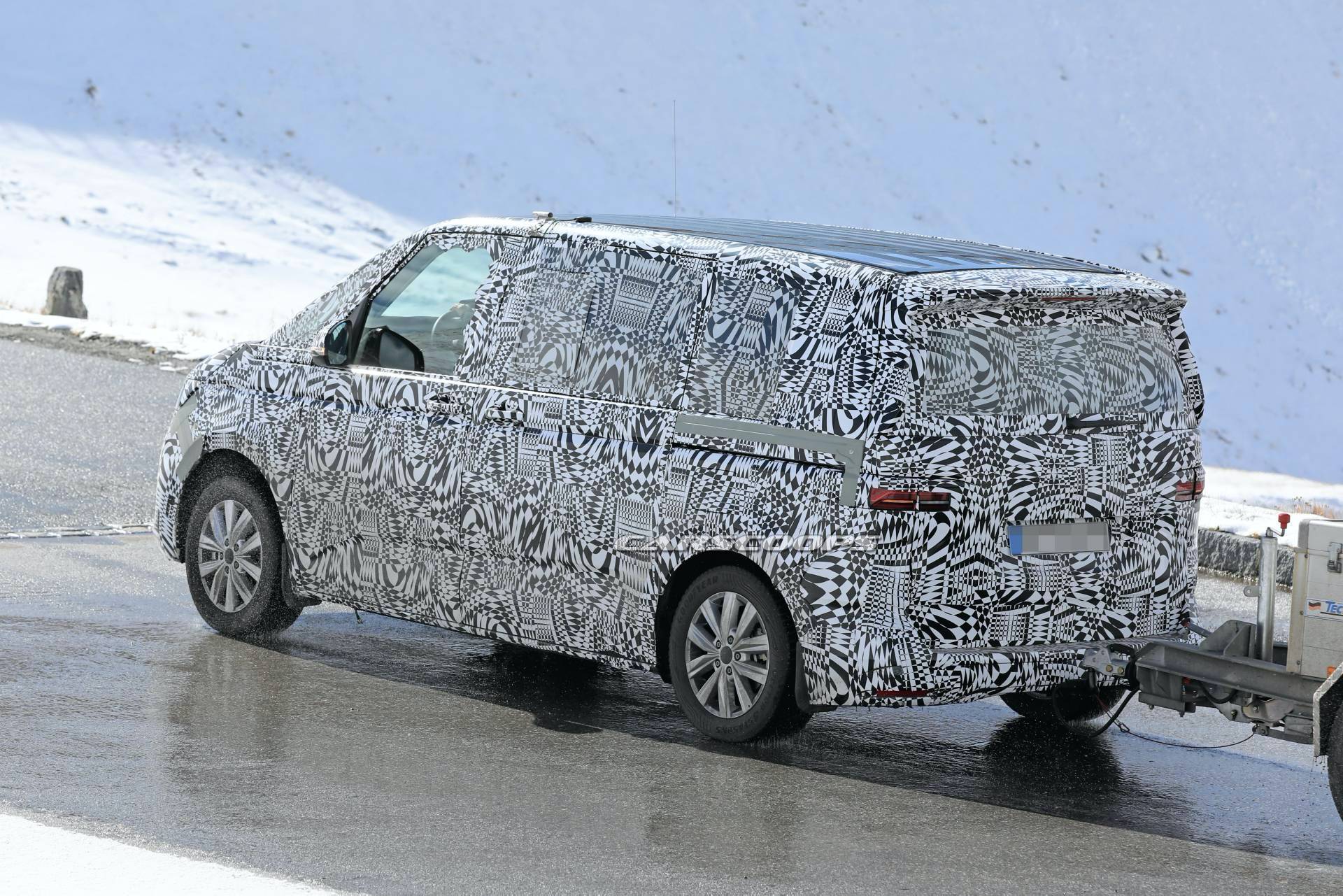 2020 VW T7 Multivan Spied, Will Reportedly Be Based On MQB Platform