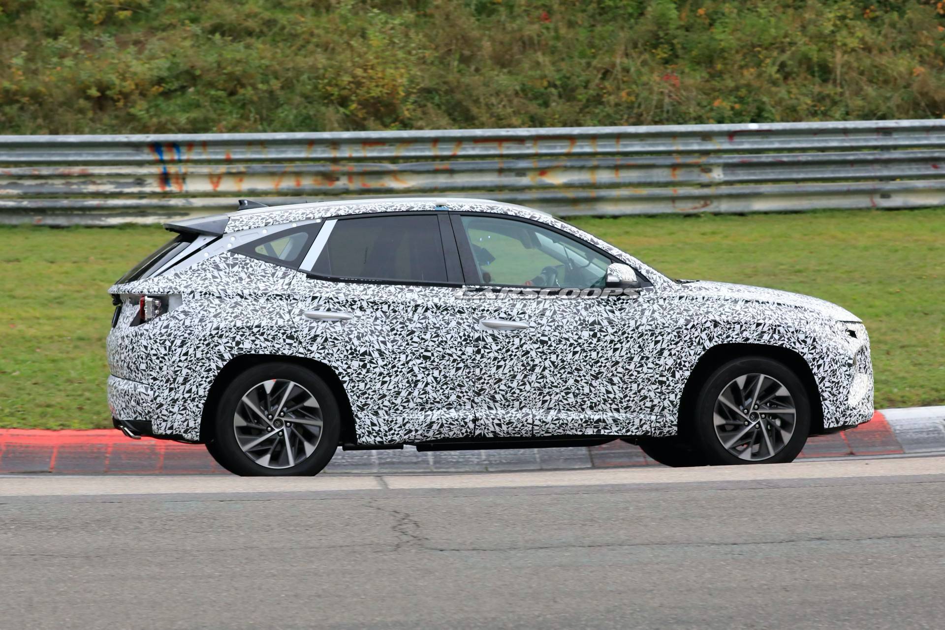 2021 Hyundai Tucson Starts Dropping Camo, Revealing Funky Grille