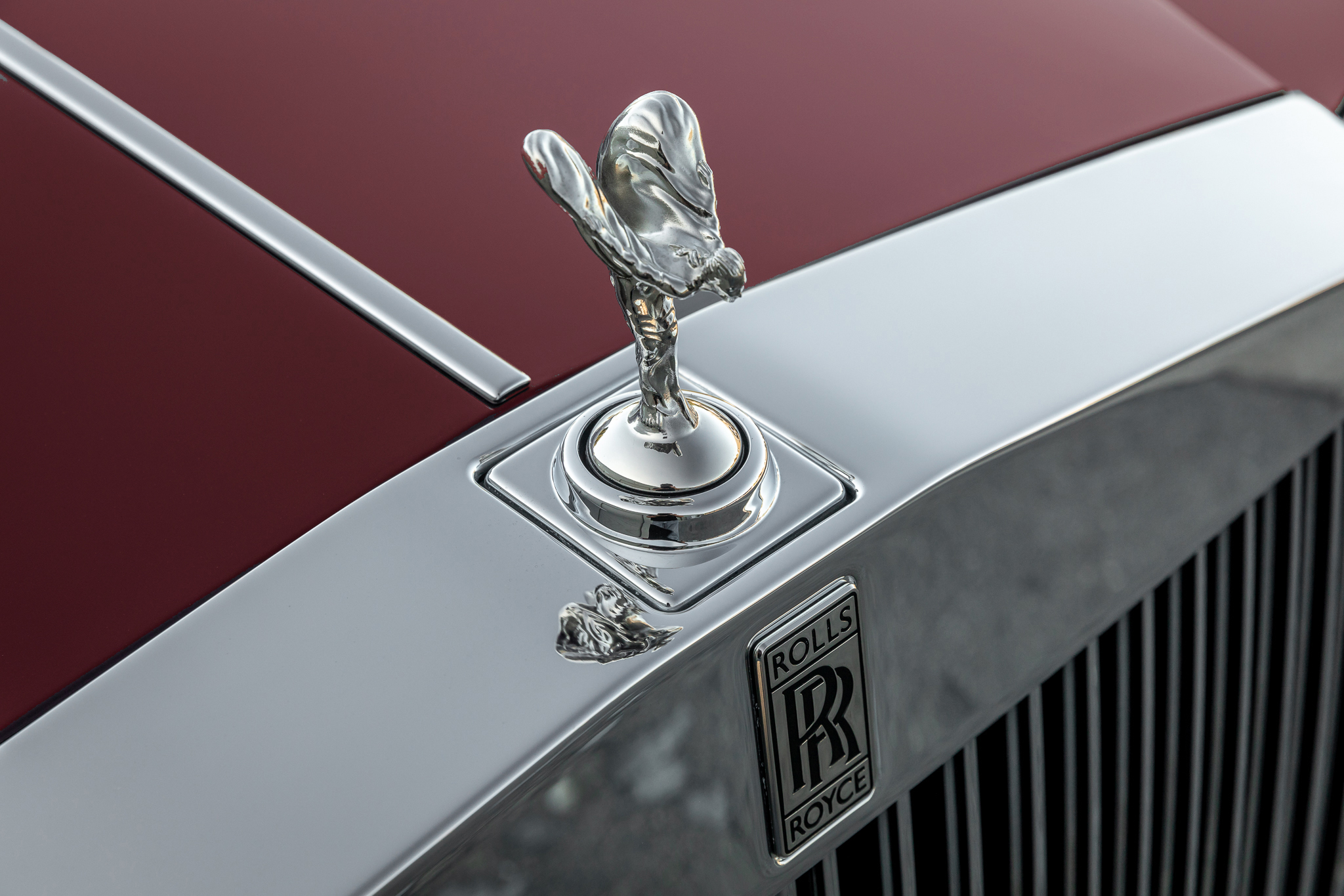 Найками роллс. Маскот Rolls Royce. Ключ Роллс Ройс. Аллен Свифт Rolls-Royce. Ключ Роллс Ройс Фантом.