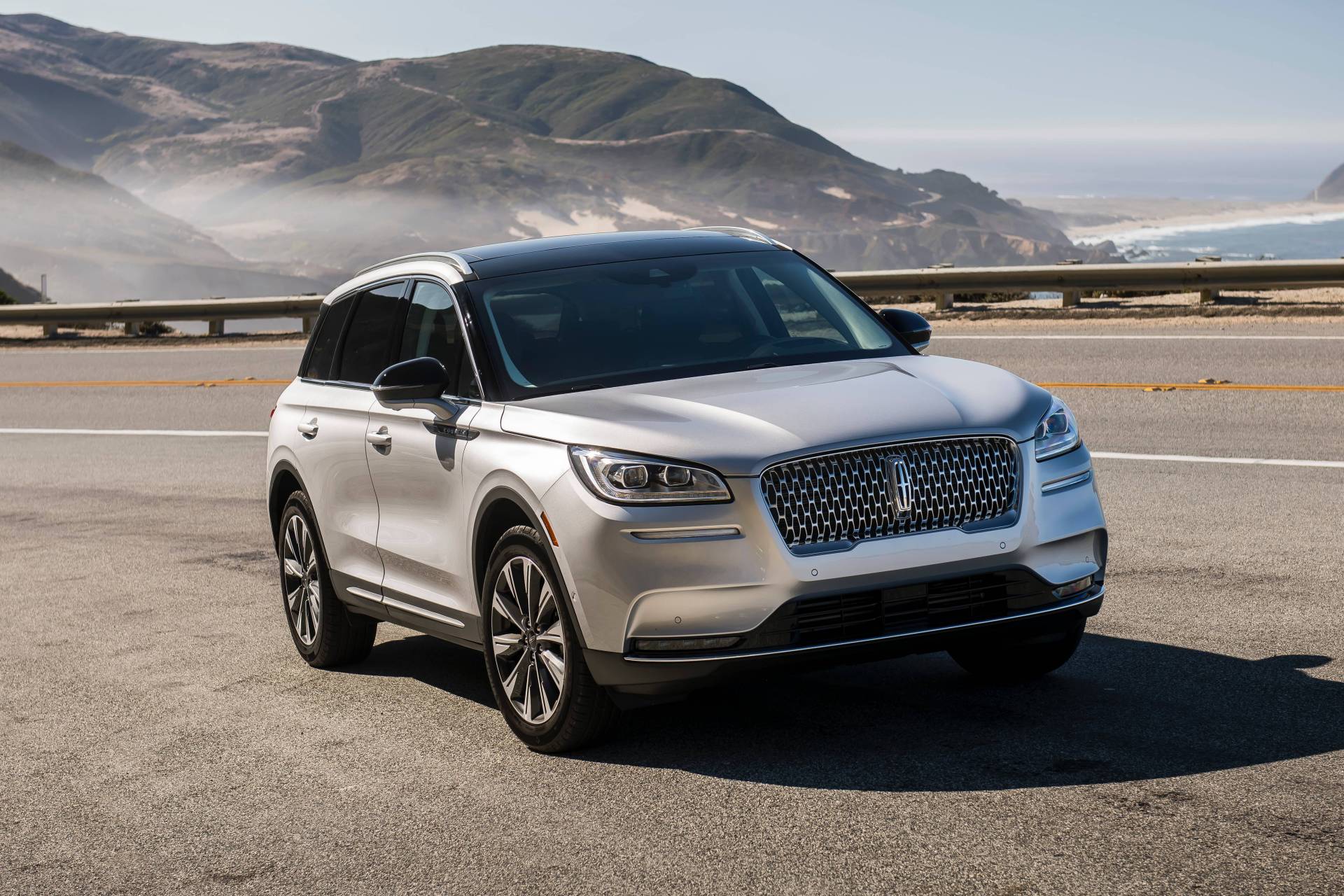 Lincoln Shows Us More Of The 2020 Corsair In 99 New Photos