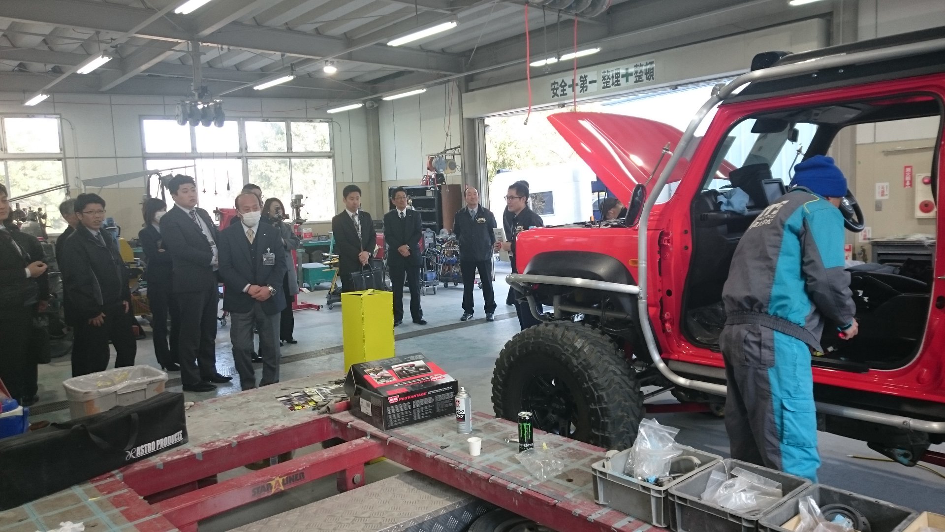 Lil’ Monster Truck Suzuki Jimny Isn’t Scared Of Any Terrain