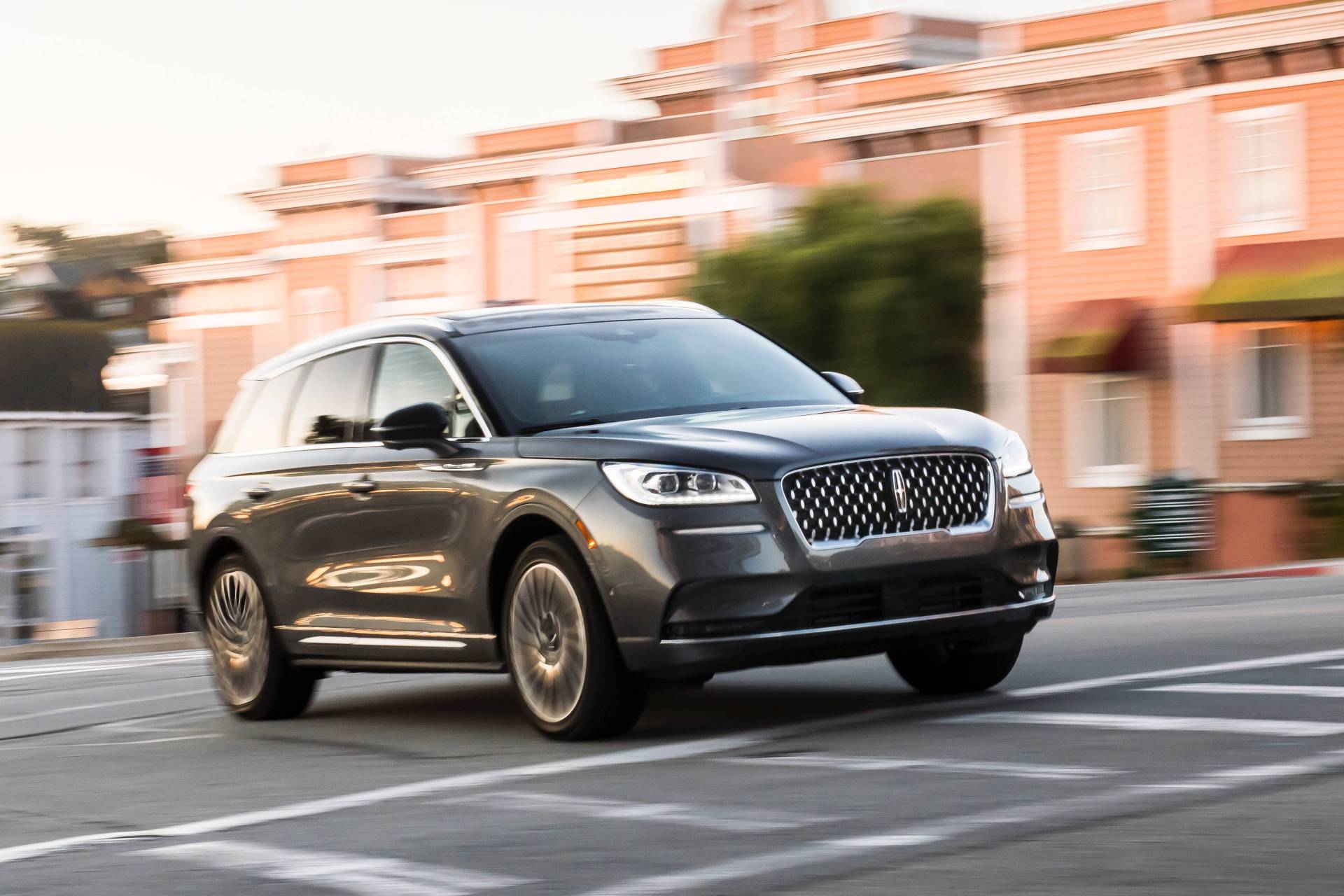 Lincoln Shows Us More Of The 2020 Corsair In 99 New Photos