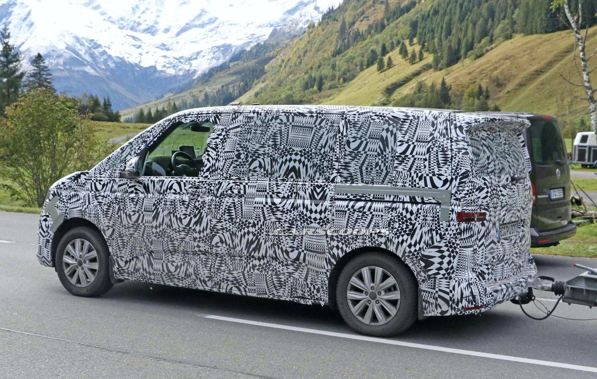2020 VW T7 Multivan Spied, Will Reportedly Be Based On MQB Platform