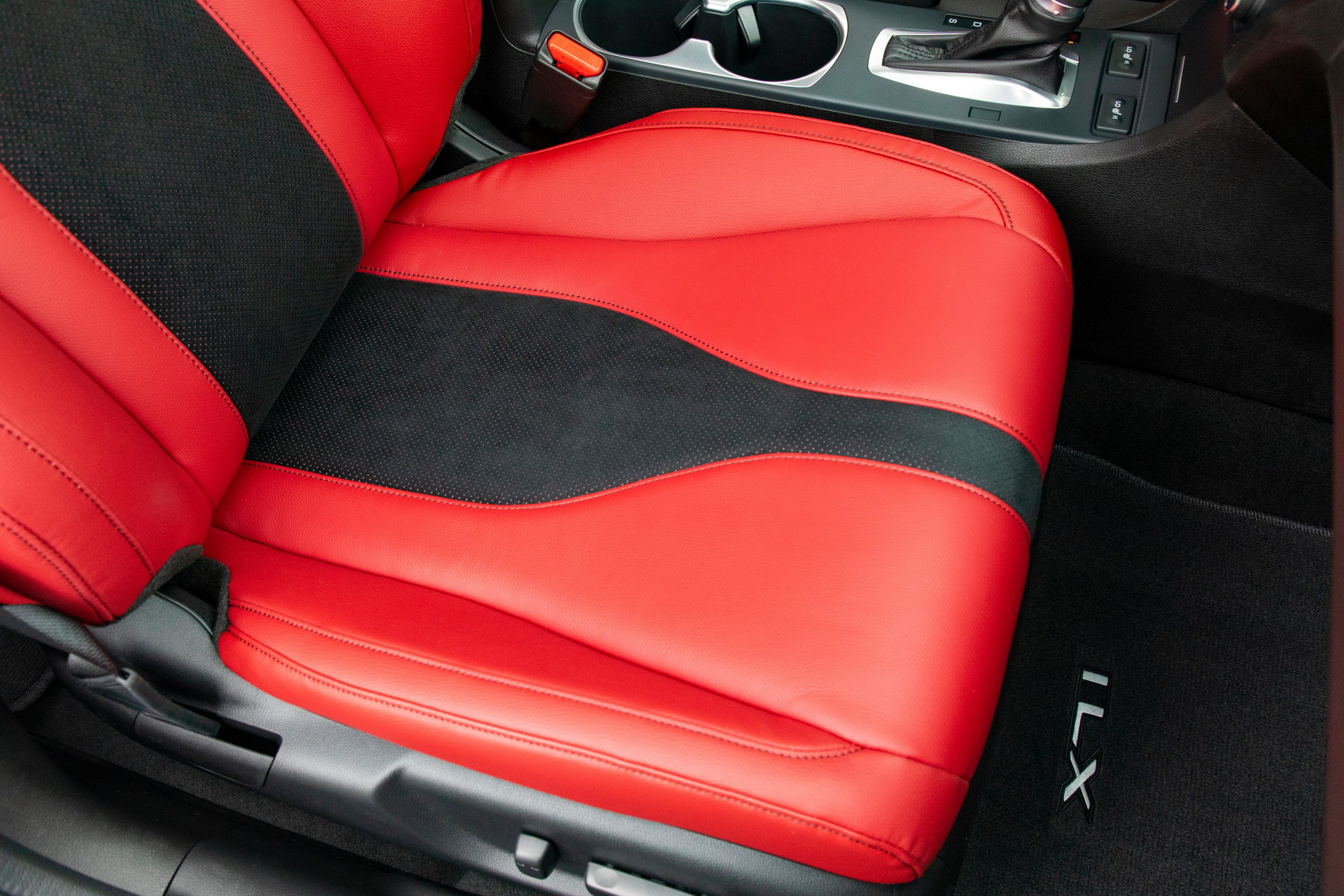 2020 Acura ILX Hits Showrooms, Retains Last Year’s $25,900 Starting Price