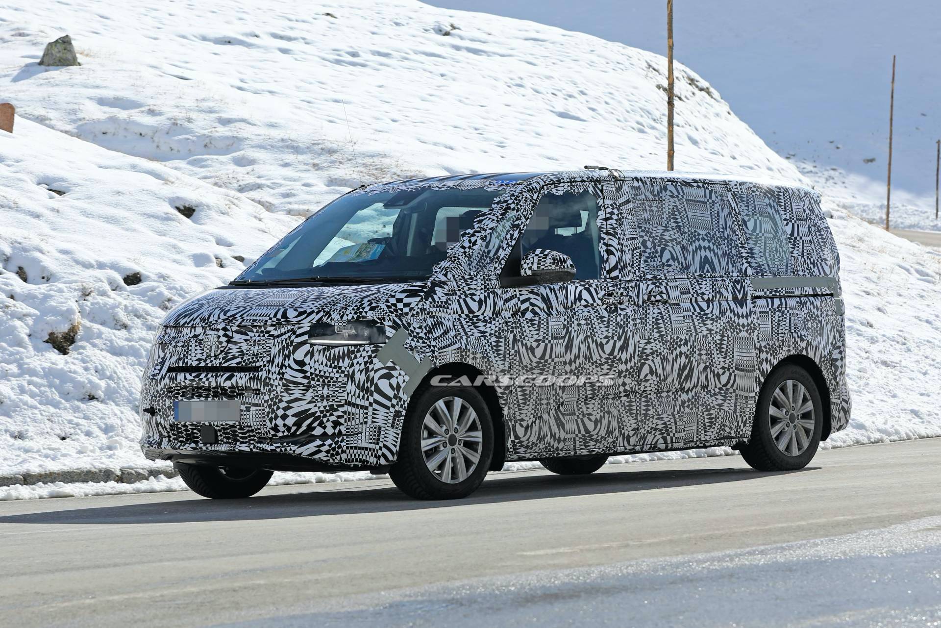 2020 VW T7 Multivan Spied, Will Reportedly Be Based On MQB Platform