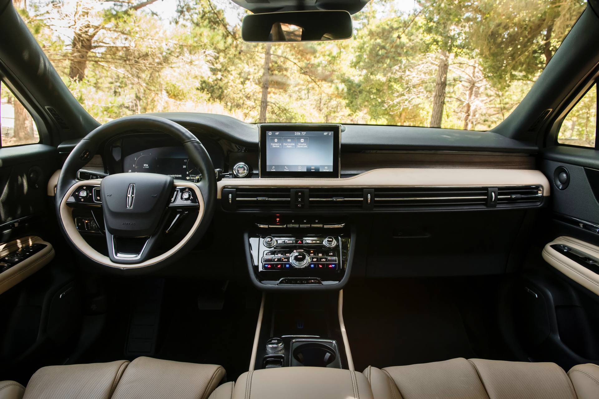 Lincoln Shows Us More Of The 2020 Corsair In 99 New Photos