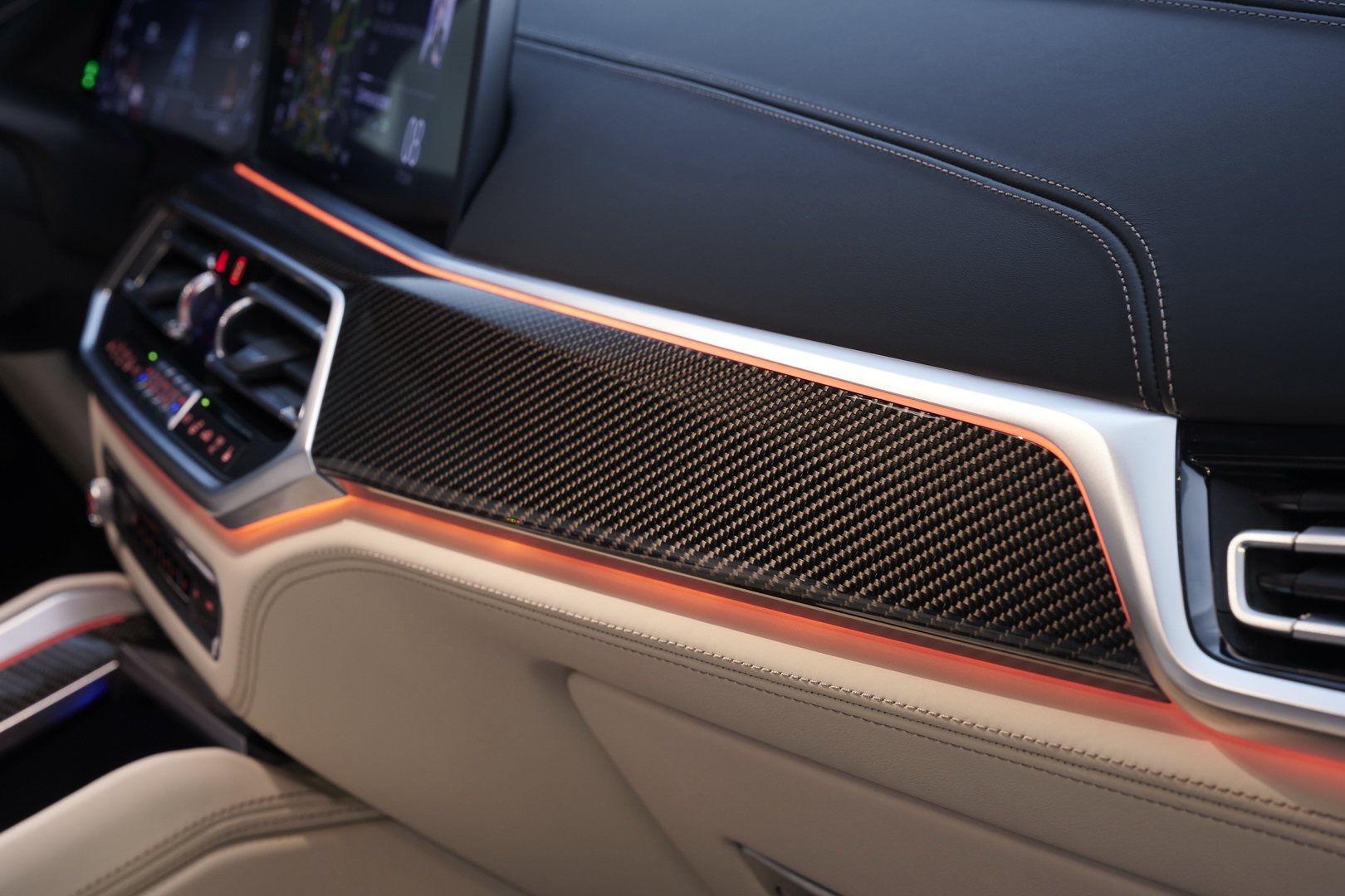 BMW Wants You To Explore Every Detail Of The New X6 In 102 Images