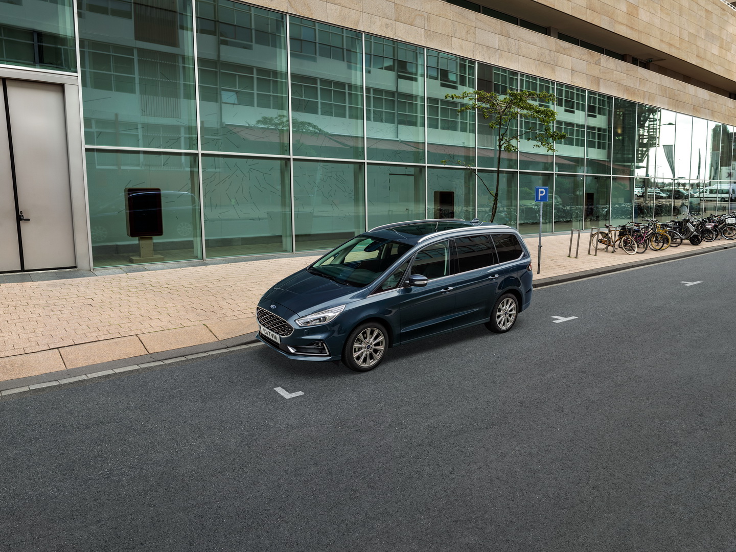 2020 Ford Galaxy, S-Max Tap Into Their Premium Side With Vignale Trim, Range Updates