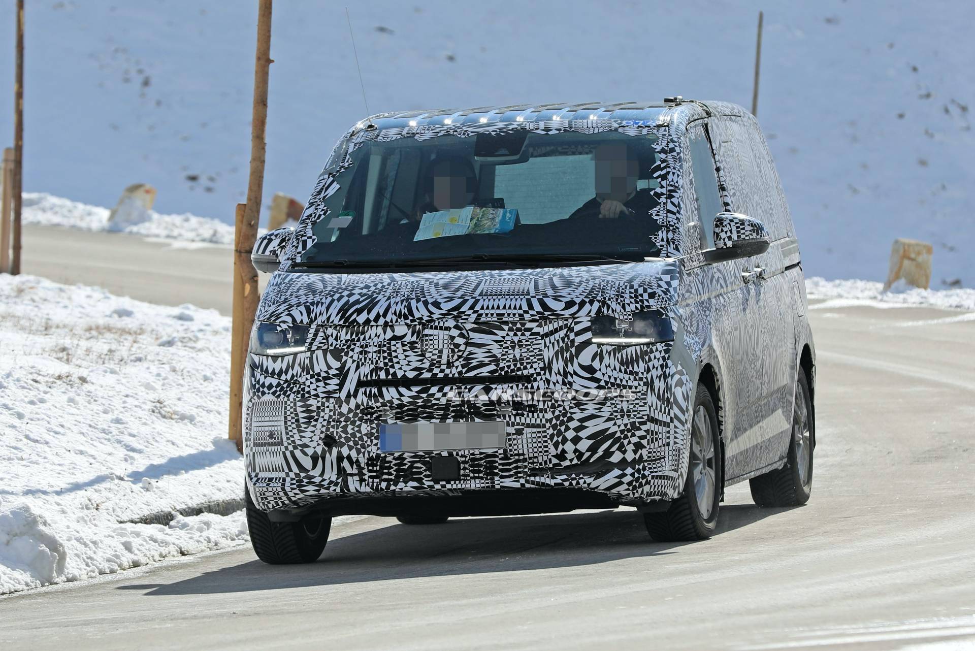 2020 VW T7 Multivan Spied, Will Reportedly Be Based On MQB Platform