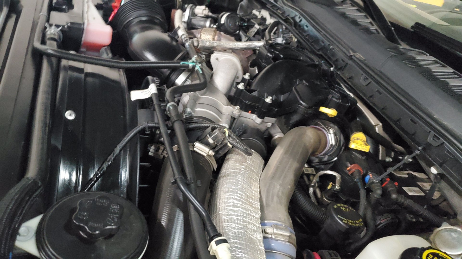 Deep Down, You Know You Want This Ford F-550 Super Duty 6×6 ‘Indomitus’