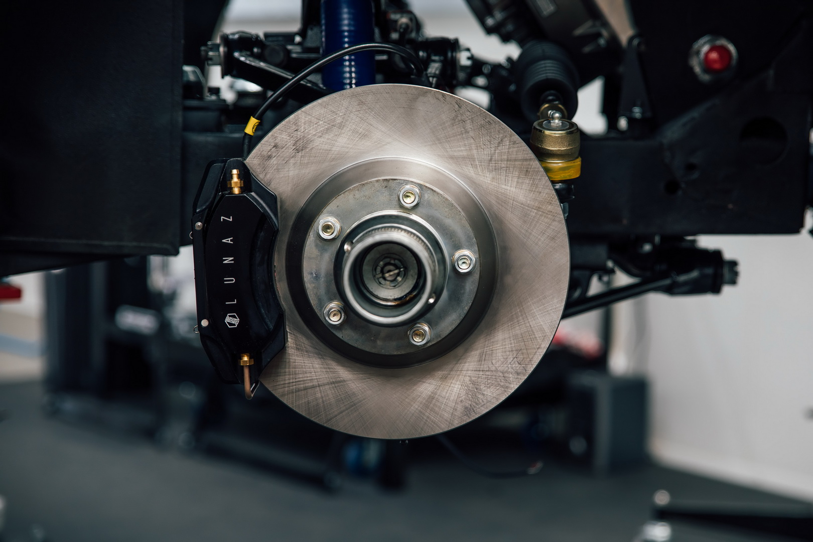 Lunaz Breathes New Life Into Classics With Electric Power And Modern Gear