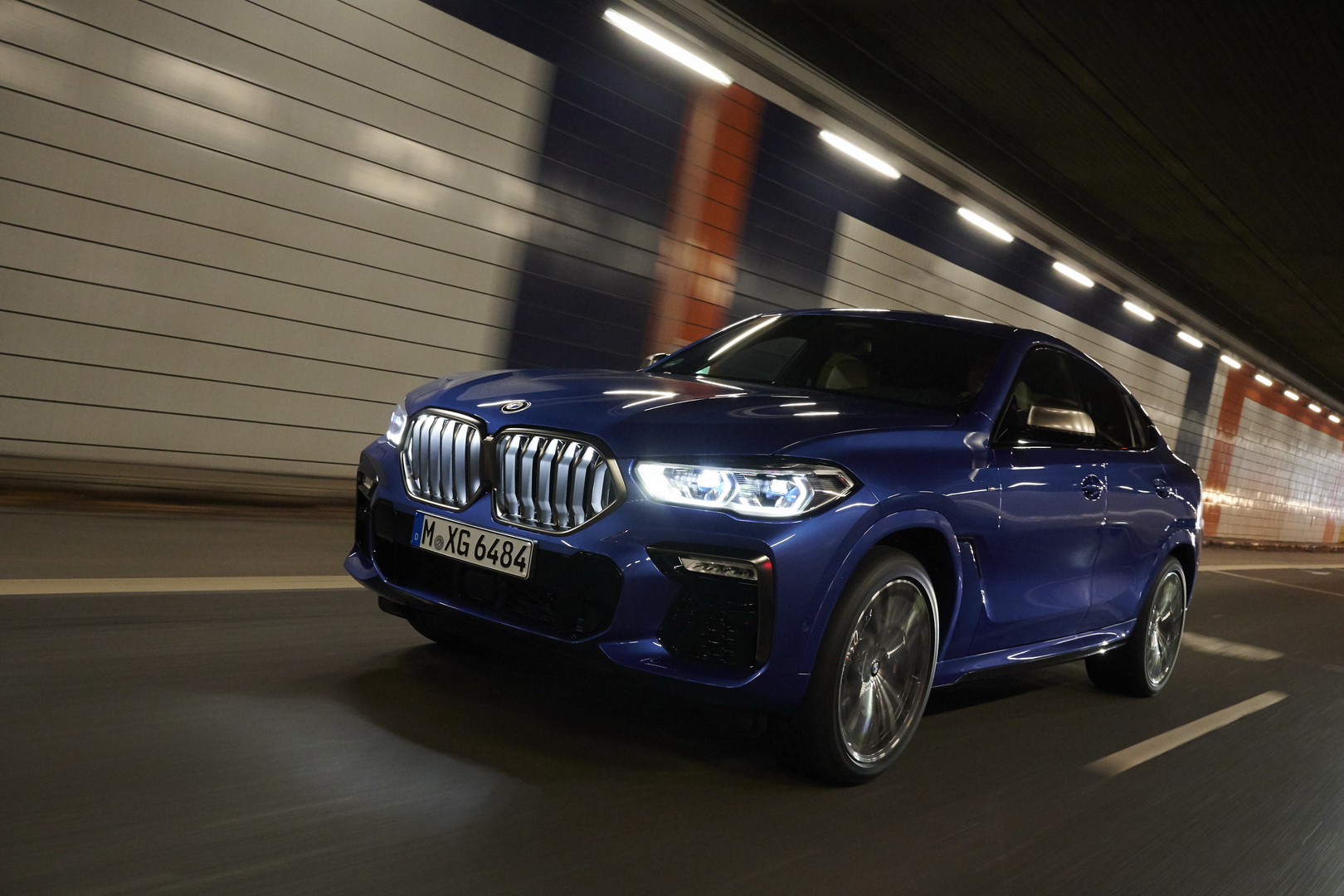BMW Wants You To Explore Every Detail Of The New X6 In 102 Images