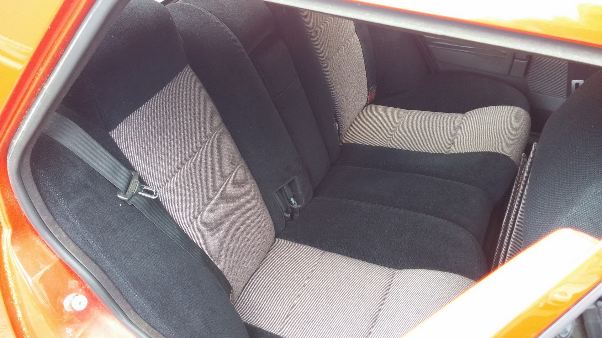 This 1988 Alfa Romeo Milano Verde V6 Can Help You Earn Your Petrolhead Stripes