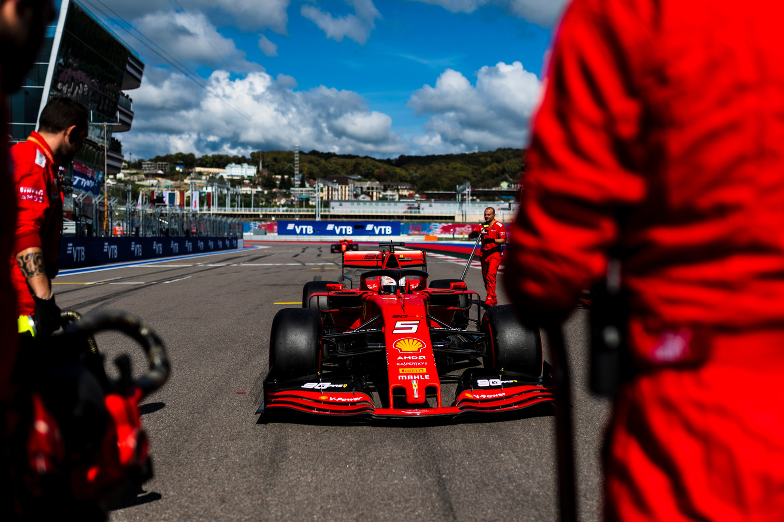 Vettel Blurted Out “Bring Back The F***ing V12s” After Sochi Retirement