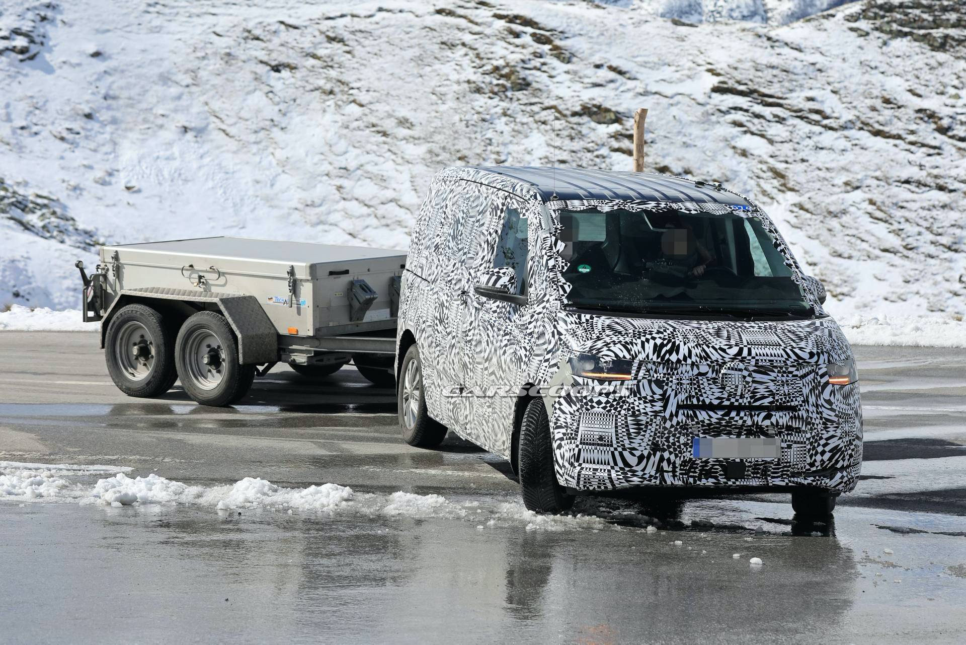 2020 VW T7 Multivan Spied, Will Reportedly Be Based On MQB Platform