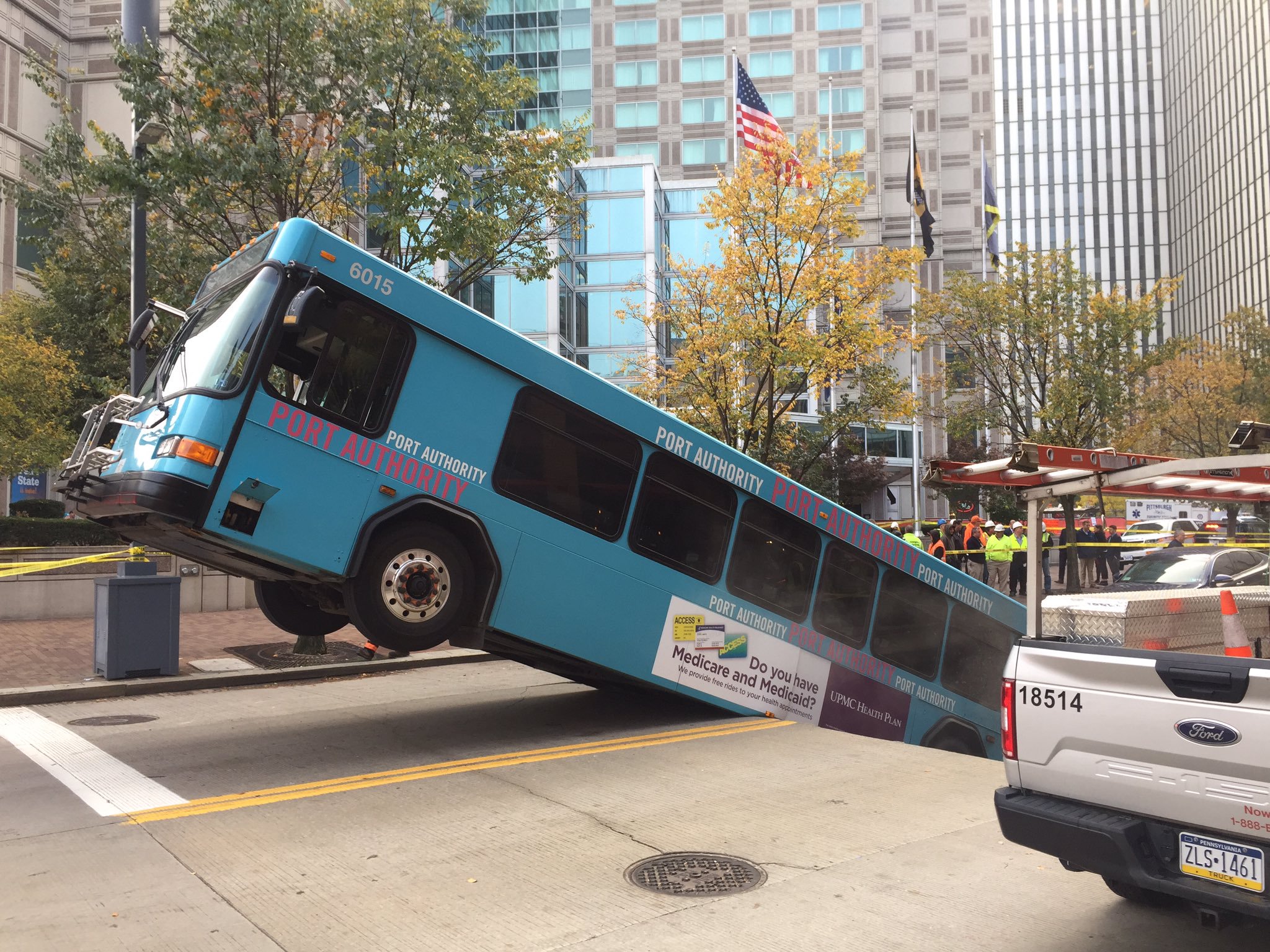 A Giant Sinkhole Swallowed A Bus In Pittsburgh, Munched On A Kia Too