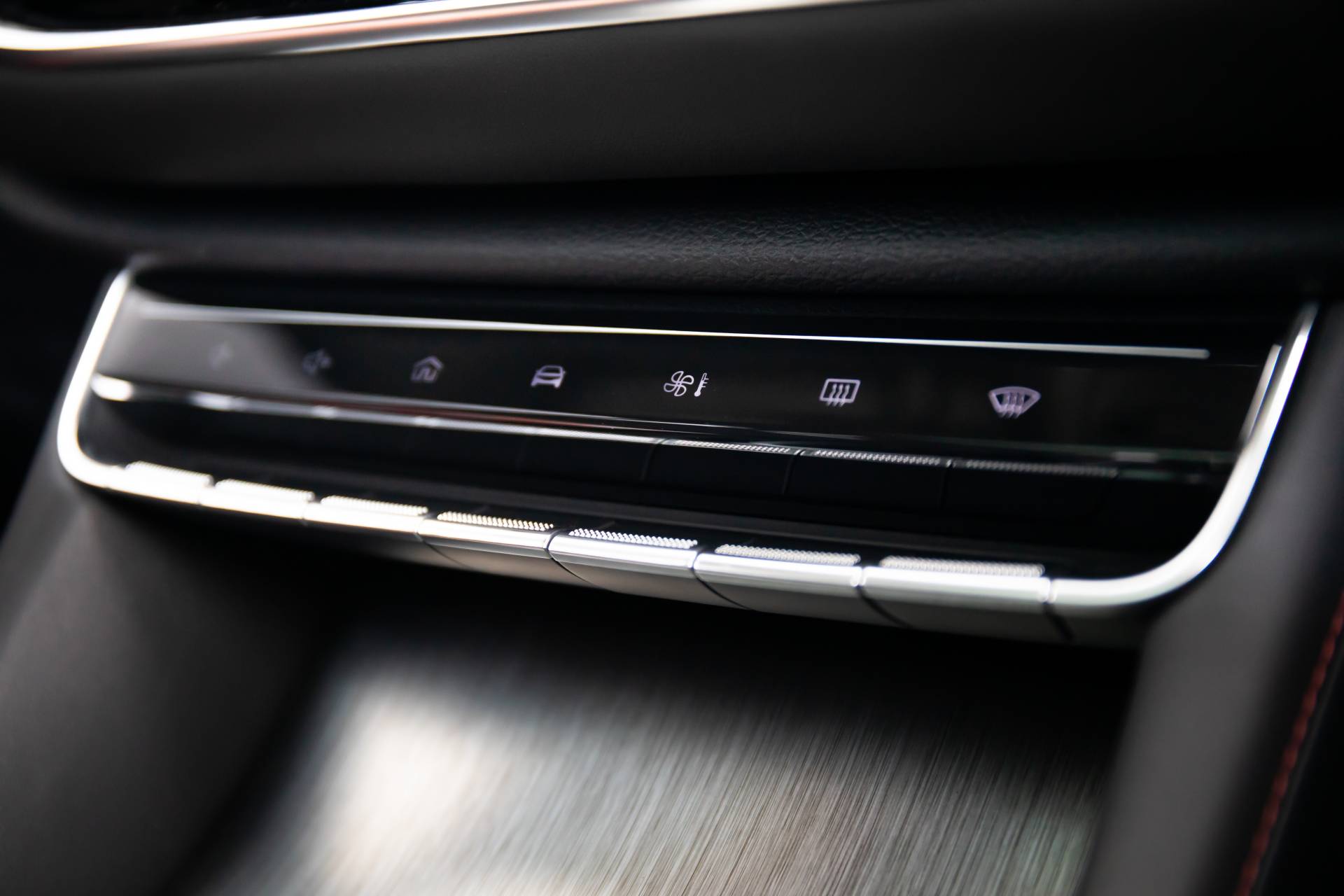 2020 MG HS Compact SUV Reaches UK Shores After Long Voyage From China