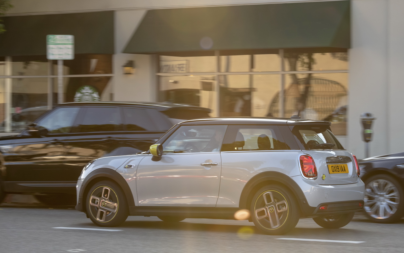 Electric 2020 Mini Cooper SE Starts Under $30k, But You Could Get It As Low As $17,900