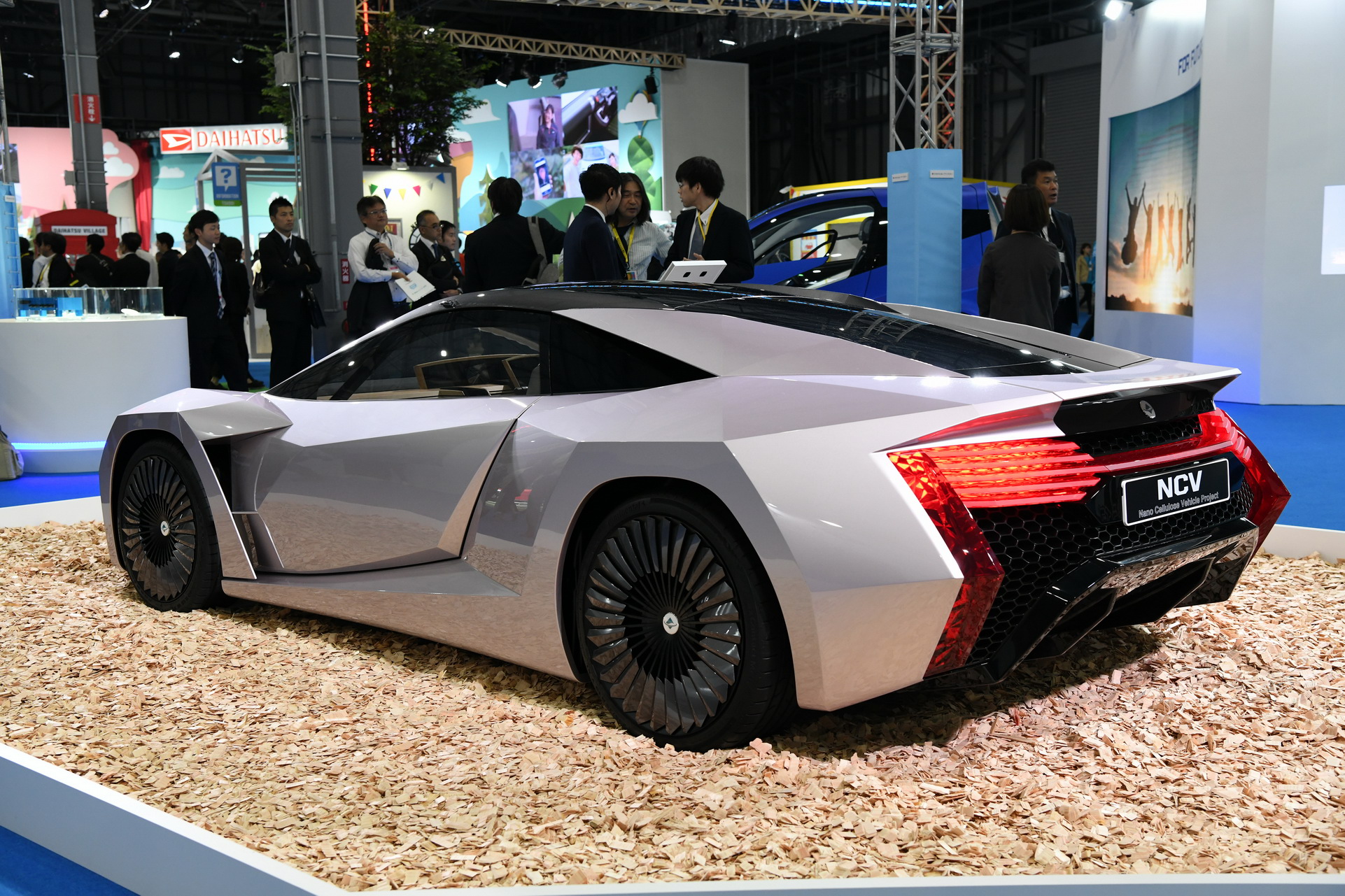 Nano Cellulose Vehicle Concept Is Made From Plants And Recycled Agricultural Waste