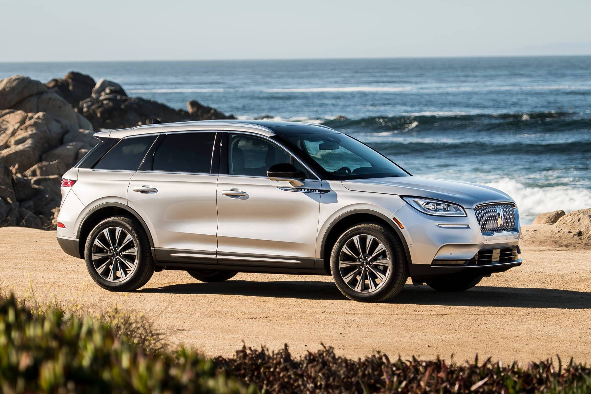 Lincoln Shows Us More Of The 2020 Corsair In 99 New Photos