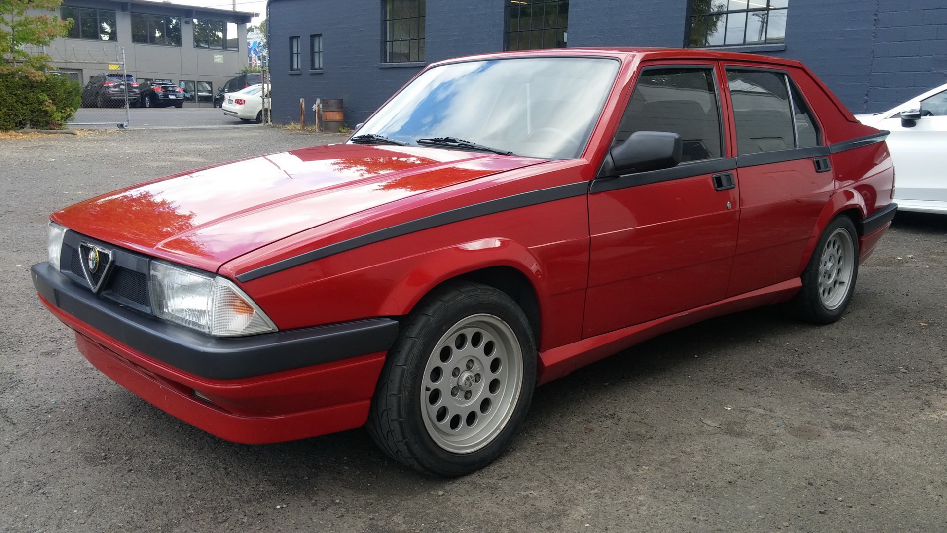 This 1988 Alfa Romeo Milano Verde V6 Can Help You Earn Your Petrolhead Stripes