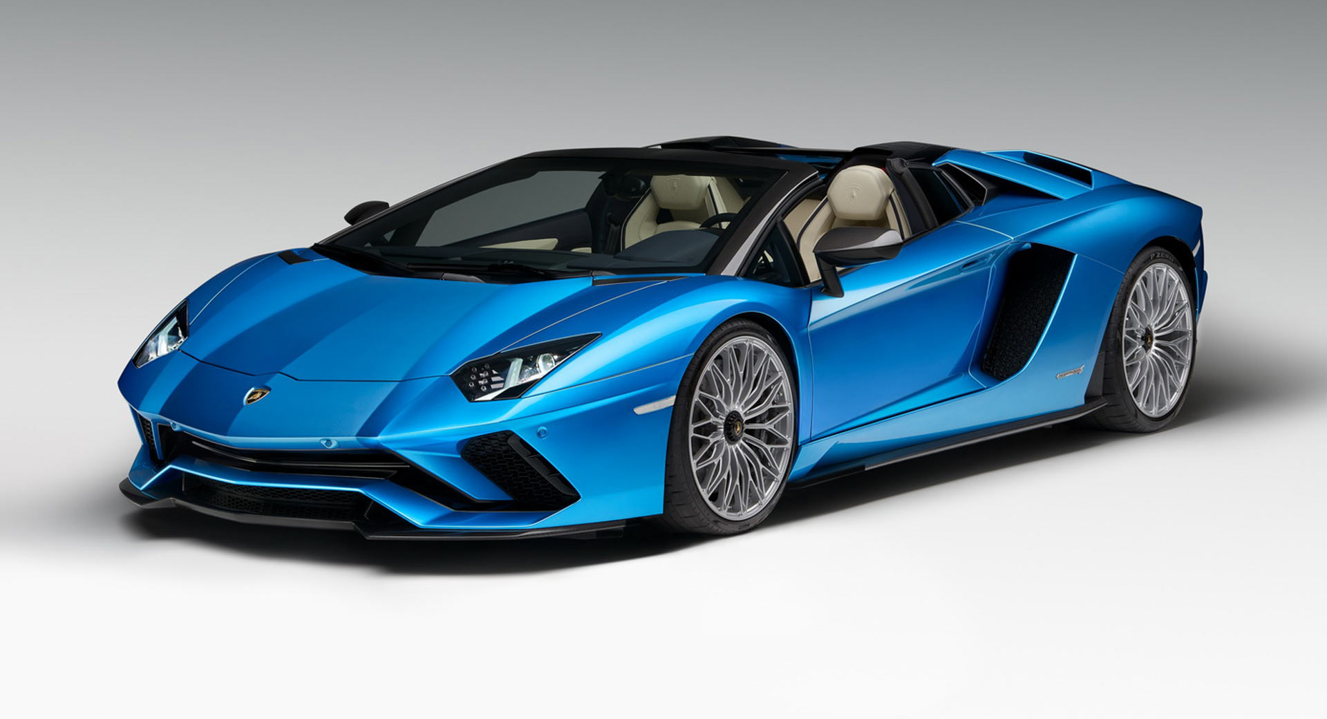 Lamborghini Aventador LP780-4 Ultimae Sold Out, Bid Farewell To The Non Electrified V12