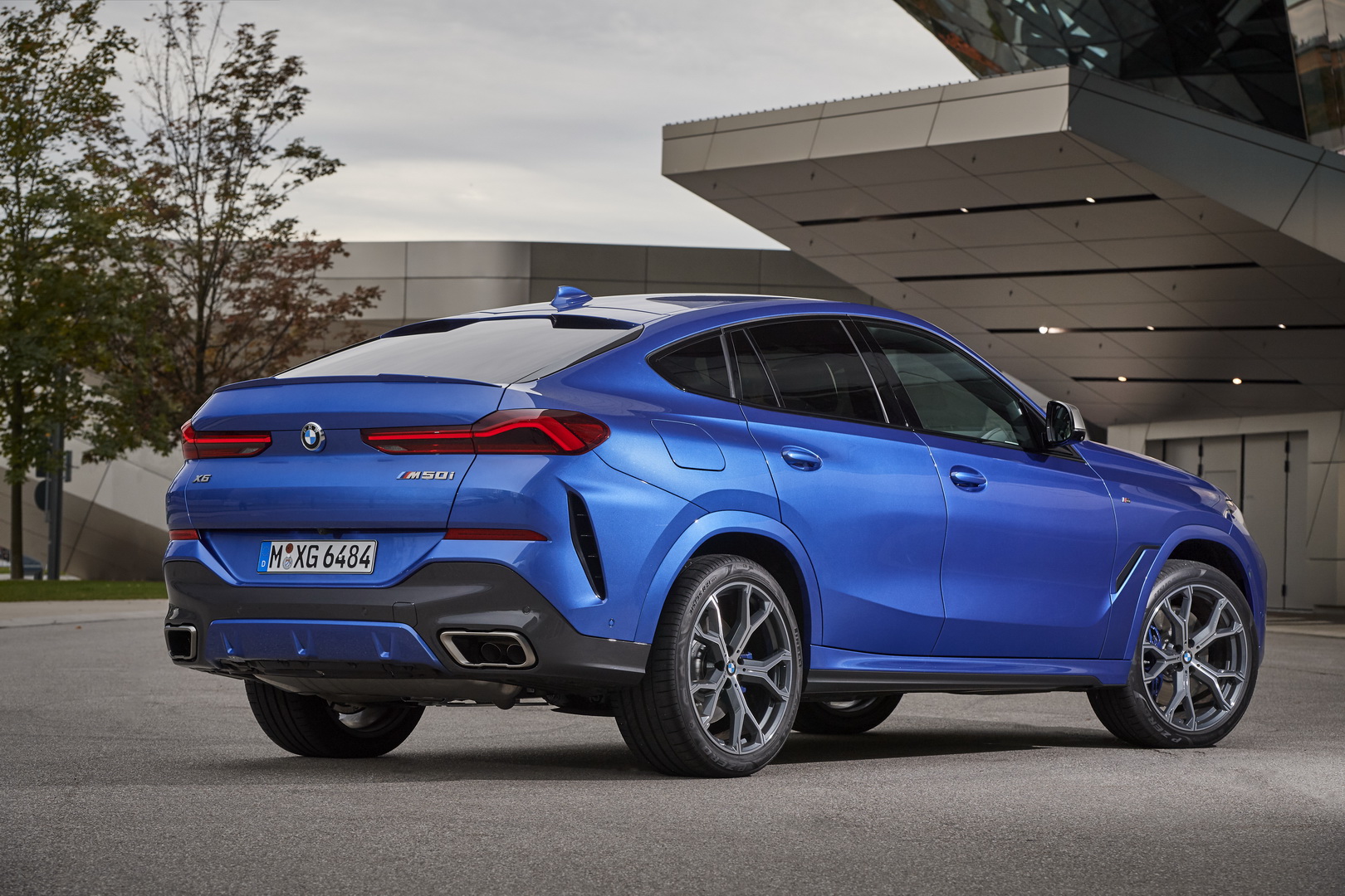 BMW Wants You To Explore Every Detail Of The New X6 In 102 Images