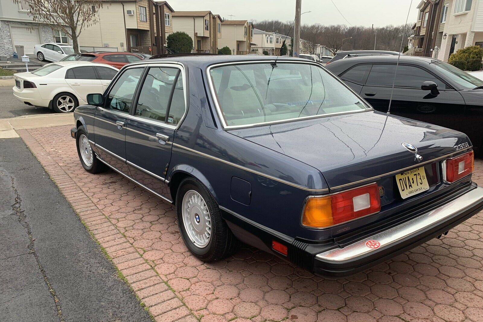 35,000-Mile 1987 BMW 735i E23 In Top Condition Will Cost You $12,000
