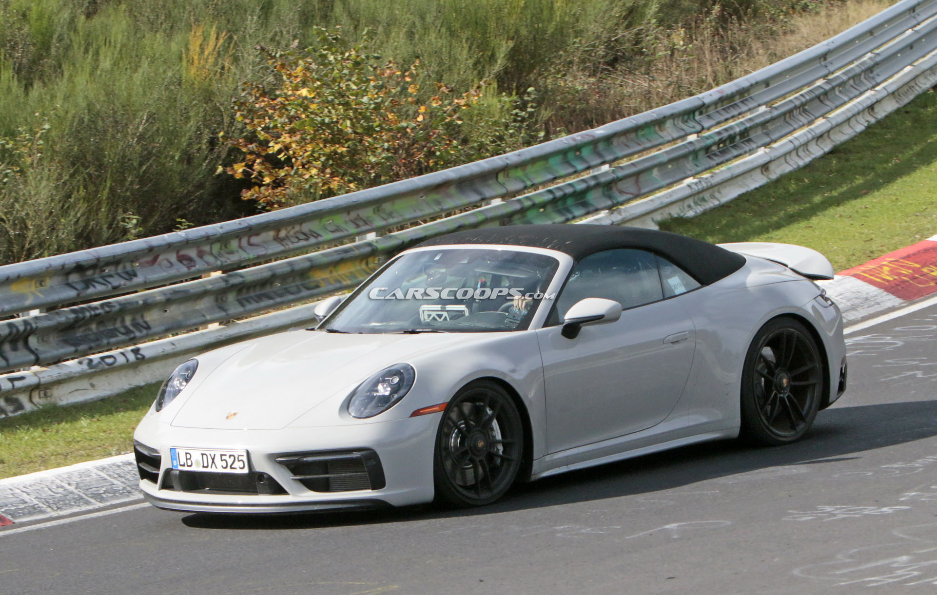 2020 Porsche 911 GTS Cabriolet Spied Camouflage-Free (Again), Looks Good