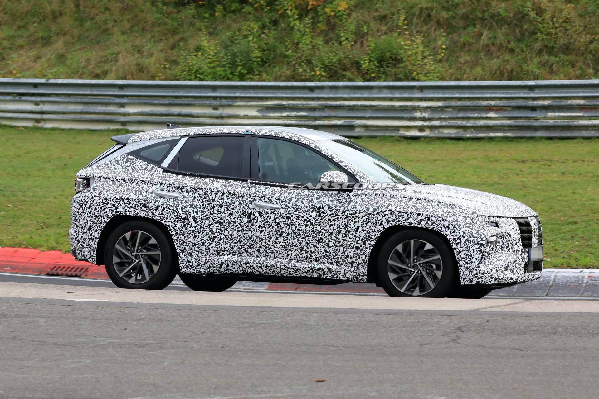 2021 Hyundai Tucson Starts Dropping Camo, Revealing Funky Grille