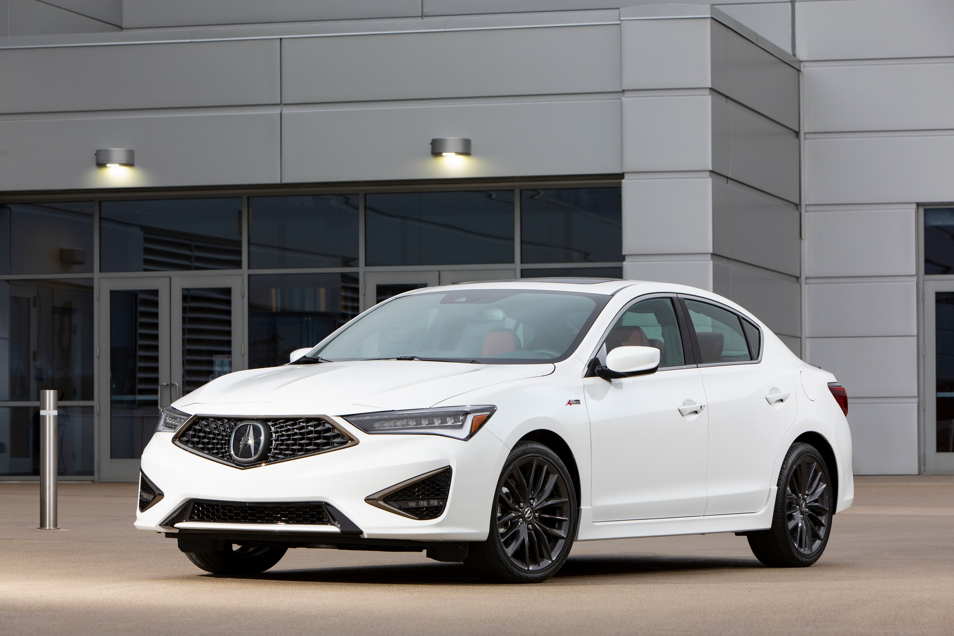 2020 Acura ILX Hits Showrooms, Retains Last Year’s $25,900 Starting Price