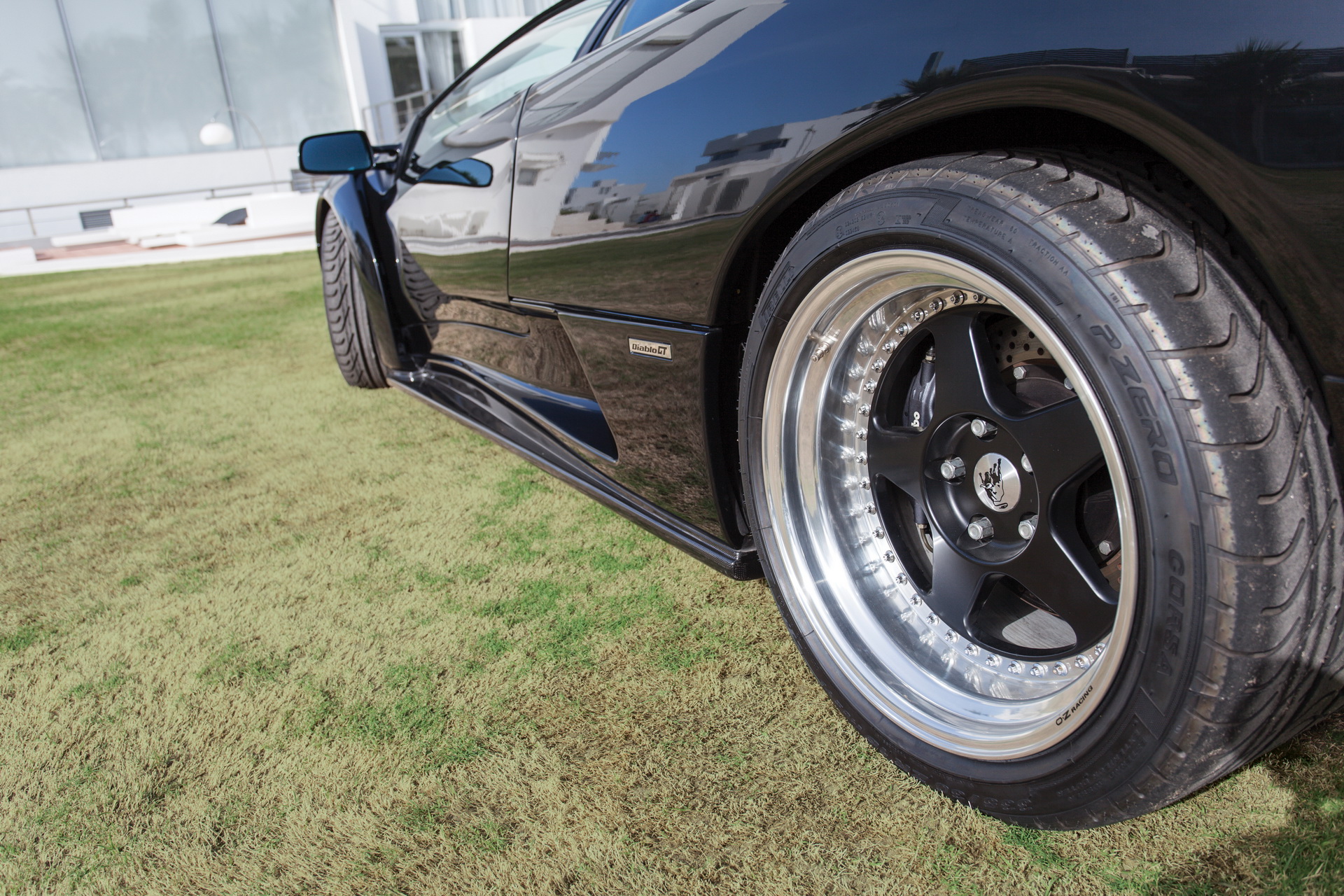 The Mighty Diablo GT Is The Most Hairy-Chested Lambo Of All Time