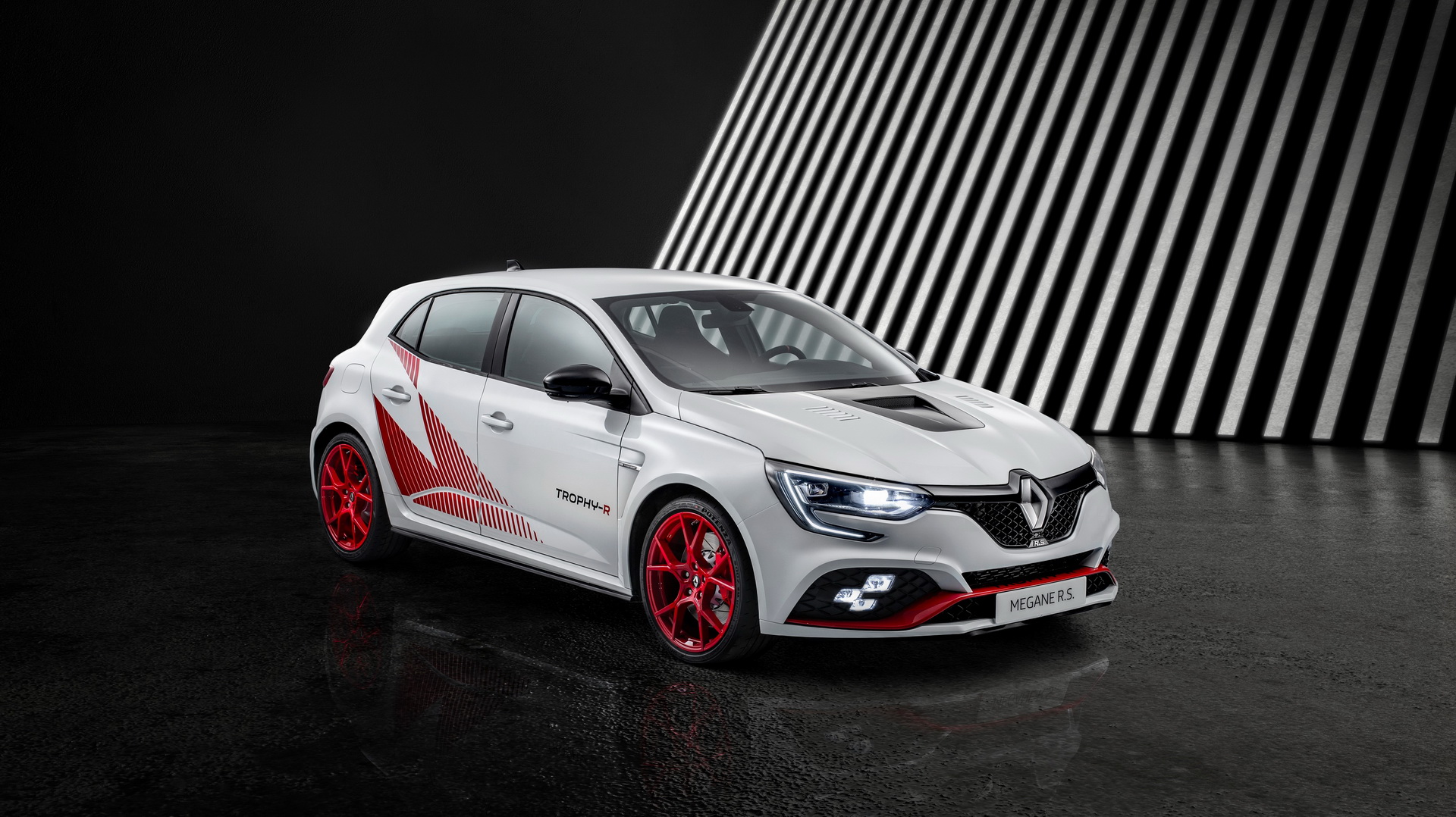 New Renault Megane RS Trophy-R Is Not THAT Expensive In Australia