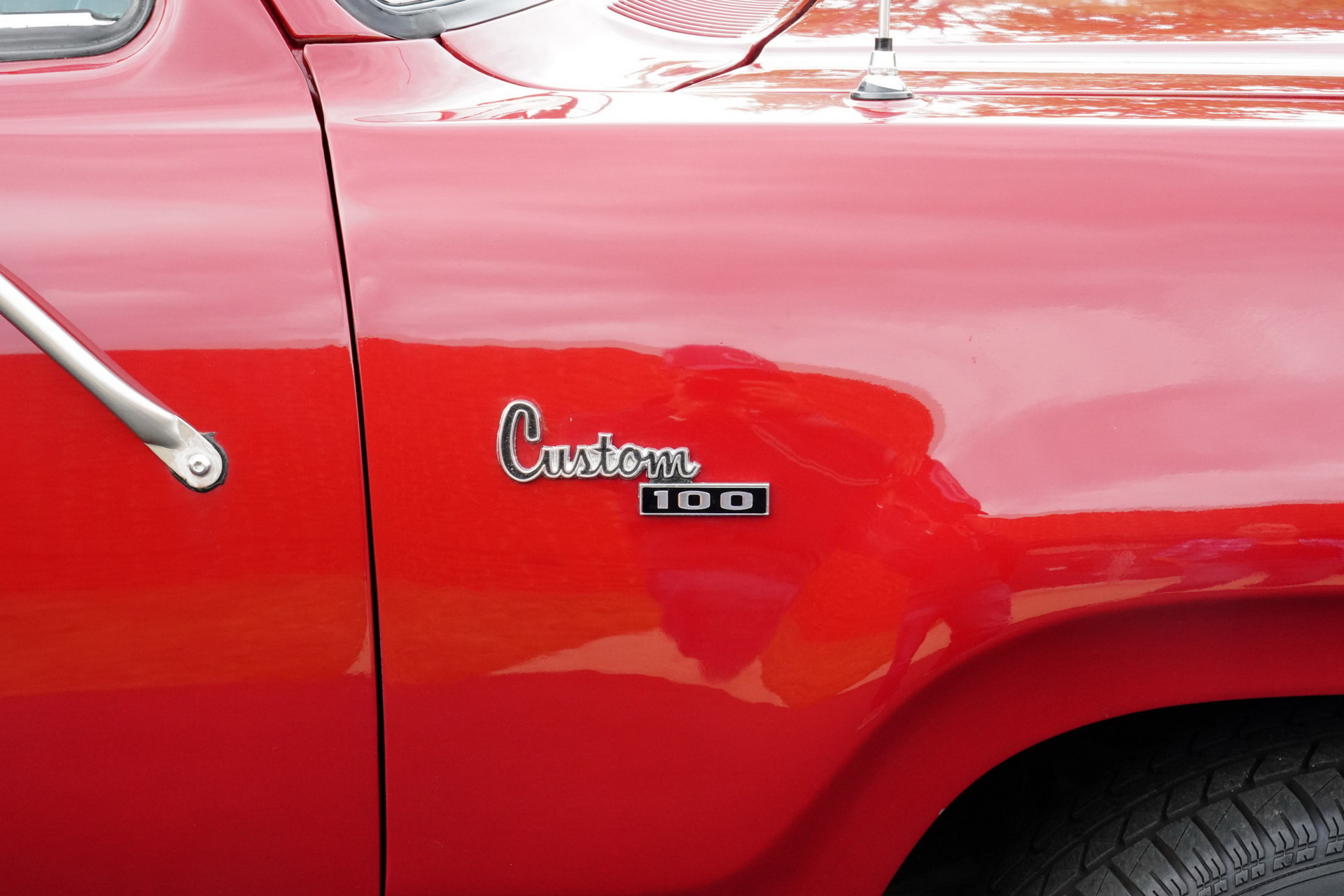 1979 Dodge D100 Truck Has ‘Vintage’ Written All Over It