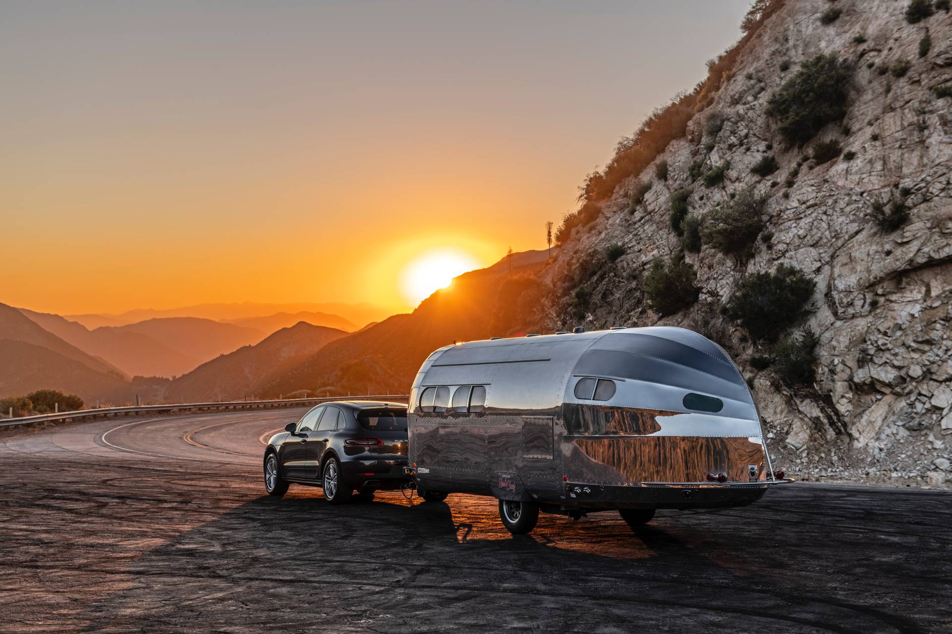 The Bowlus Road Chief “Wave Bespoke Edition” Trailer Is One Way To Spend $225,000