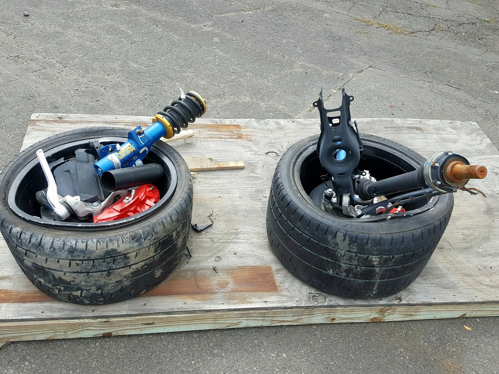 Crashed Camaro ZL1 With Less Than 50 Miles Is Pleading To Be Saved From The Grave