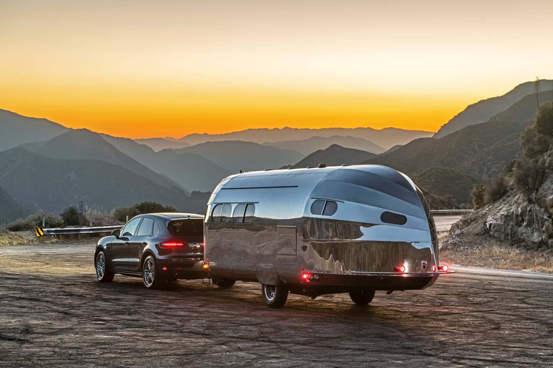 The Bowlus Road Chief “Wave Bespoke Edition” Trailer Is One Way To Spend $225,000