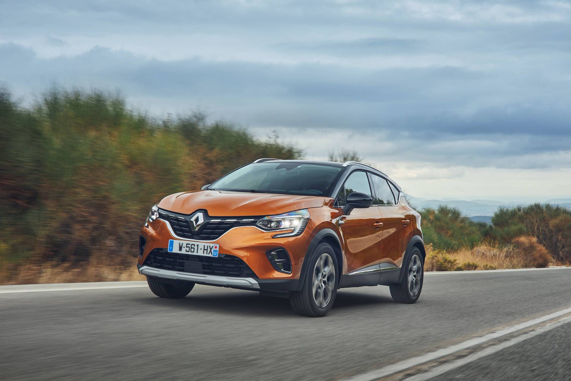 2020 Renault Captur Vies For European Supremacy, Stars In Huge Gallery