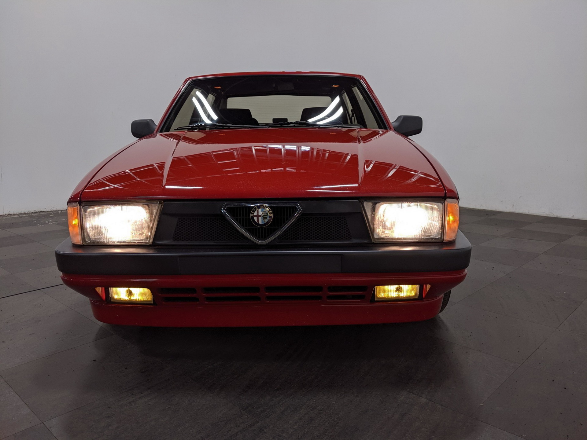 This 1988 Alfa Romeo Milano Verde V6 Can Help You Earn Your Petrolhead Stripes