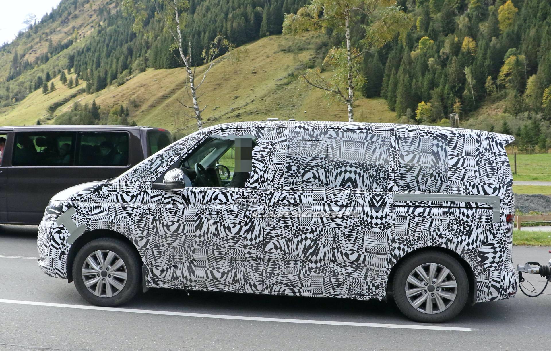 2020 VW T7 Multivan Spied, Will Reportedly Be Based On MQB Platform
