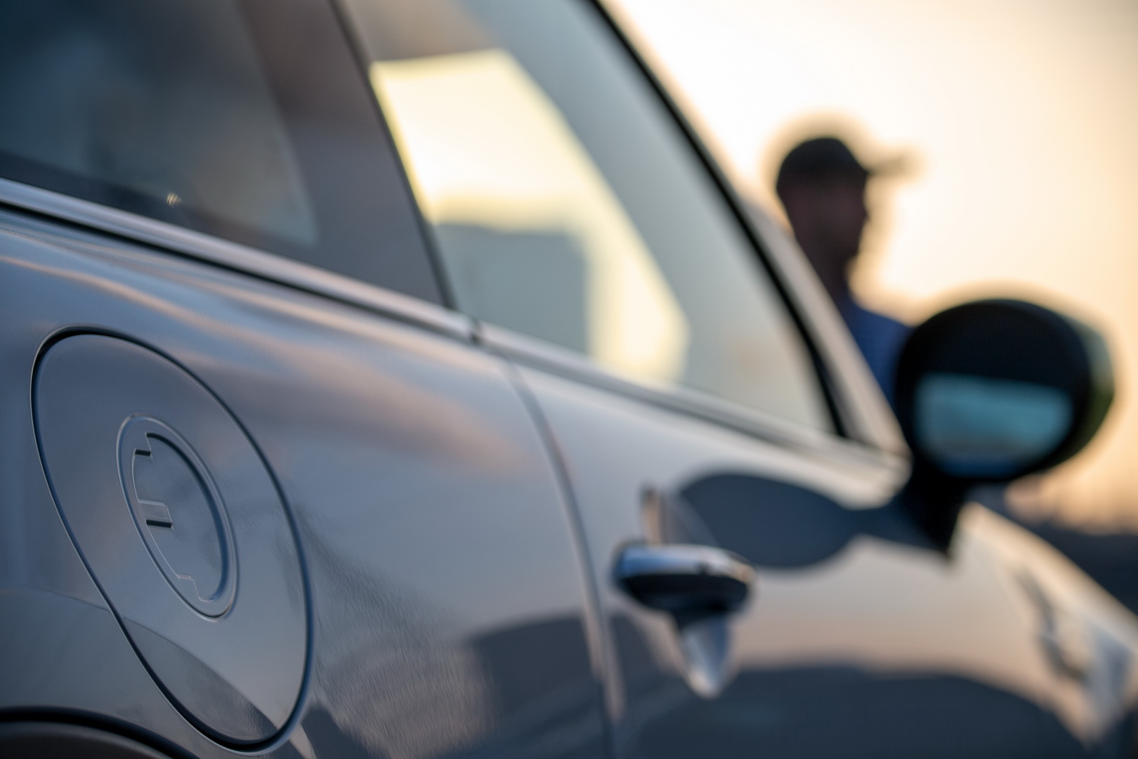 Electric 2020 Mini Cooper SE Starts Under $30k, But You Could Get It As Low As $17,900